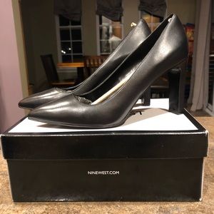 joeysgirl square heeled pumps